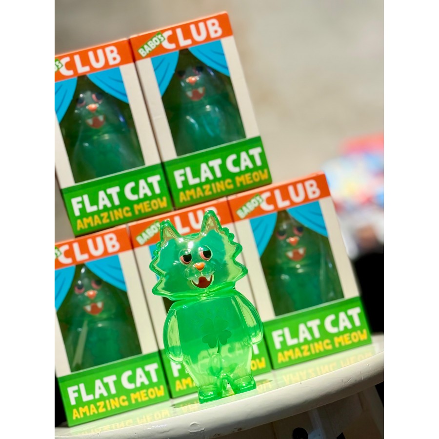 Flat Cat (Lucky)