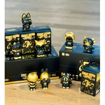 GRAPEBRIAN x ABAO Series Character Finger Toy Blindbox (BLACK & GOLD)(Set of 8)