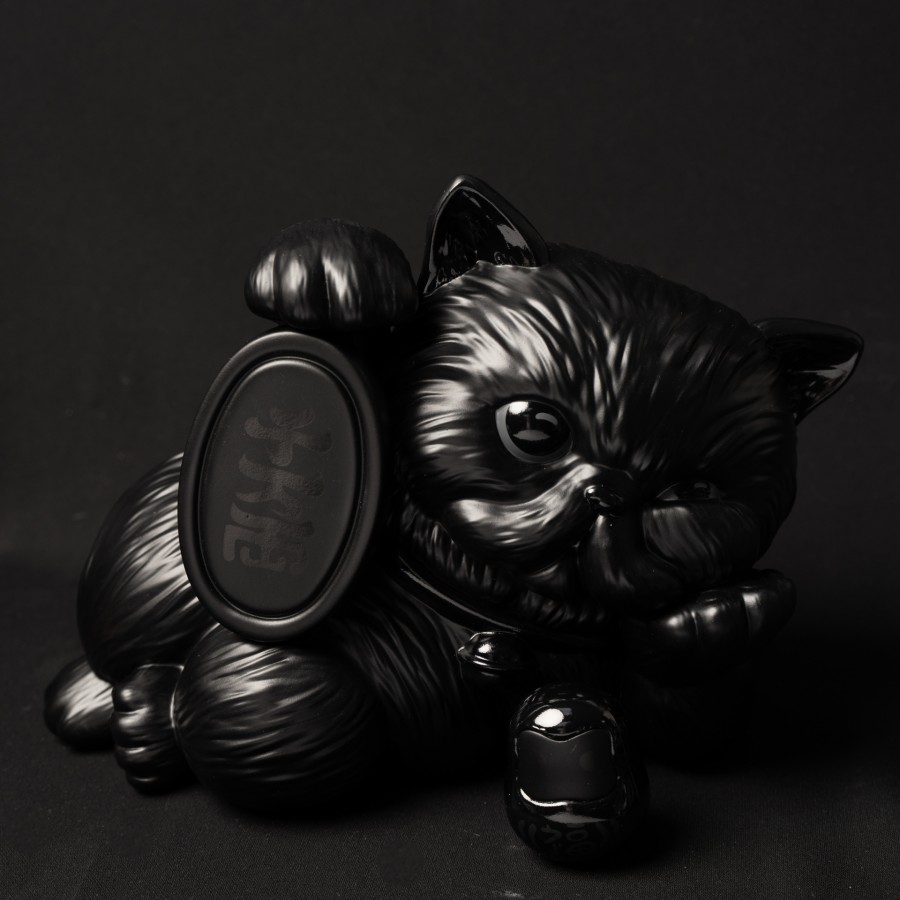 LUCKY GLOOMIE CAT (BLACK)