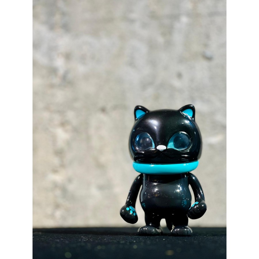 MEOW-E (BLACK)